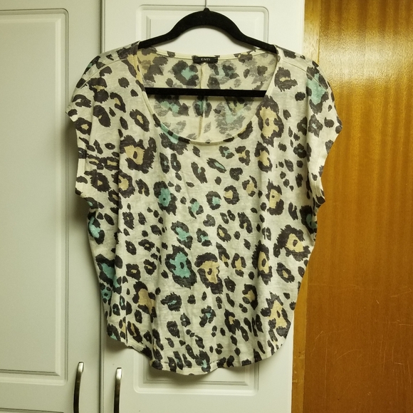 🍭Enti leopard print short served top - Picture 3 of 6